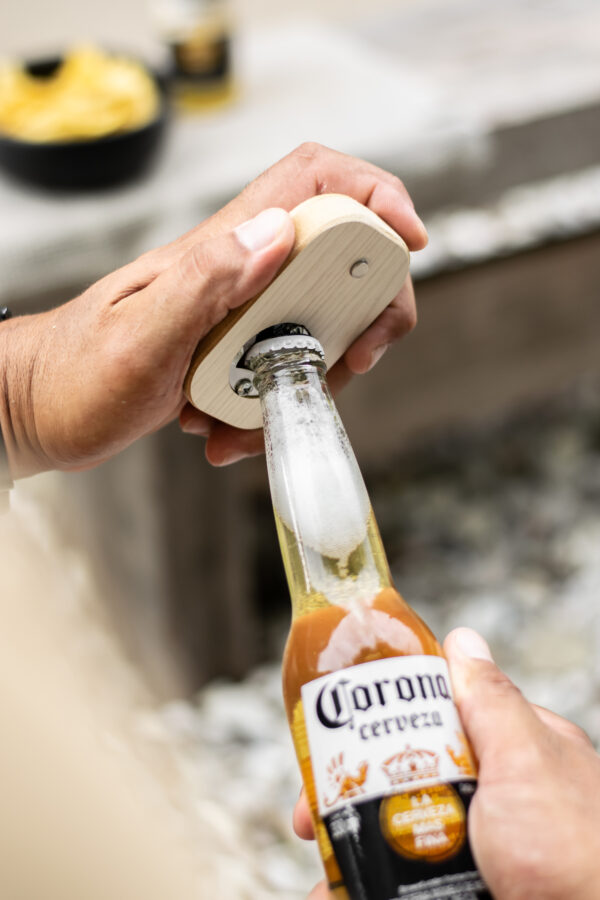 DESTAPADOR DE MANO RECTANGULAR -THE BEER- - Imagen 3