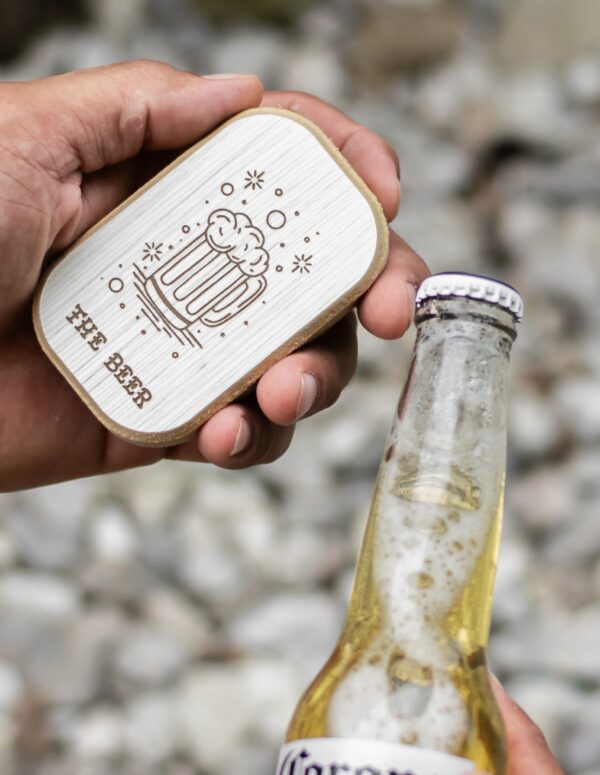 DESTAPADOR DE MANO RECTANGULAR -THE BEER-