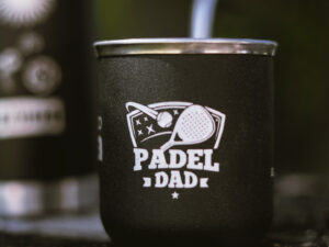 MATE DE ACERO CON BOMBILLA CHATA -PADEL DAD-
